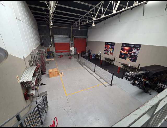 4,194M² WAREHOUSE TO LET IN RANDJESPARK